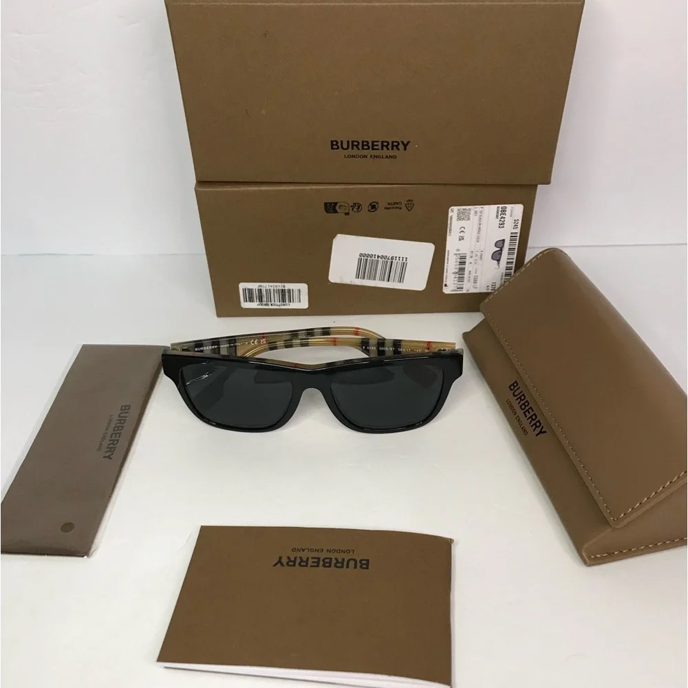 BURBERRY BE4293 380687 square sunglass black on vintage check framegrey lenses.
